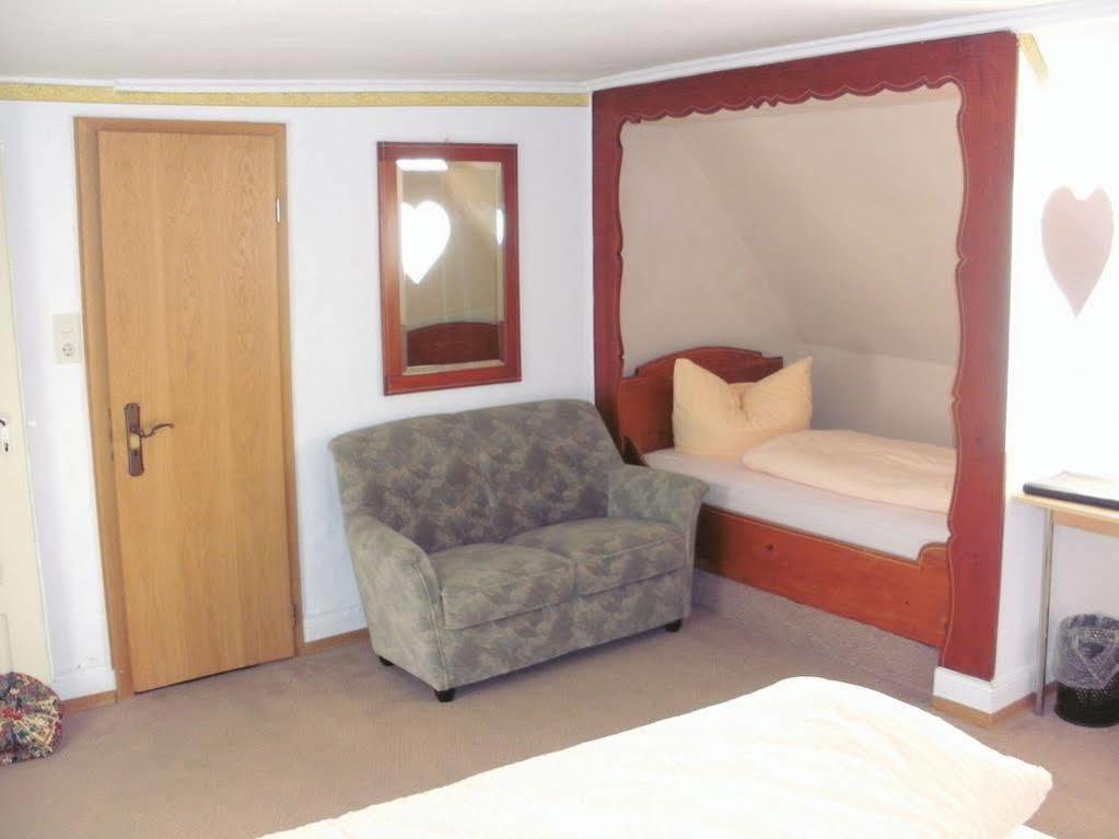 Hotel Am Hindenburgplatz 아펜베이에르 외부 사진